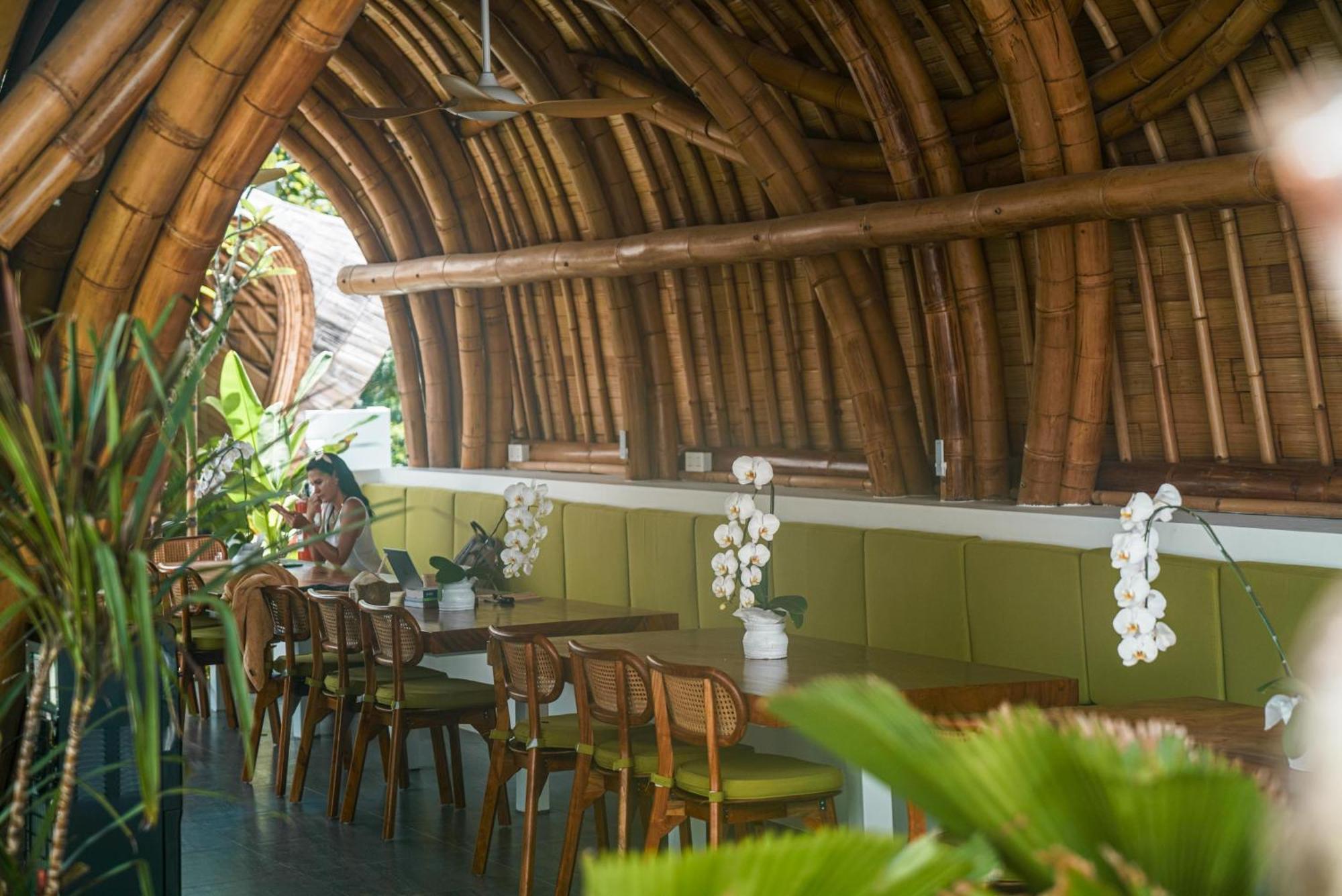 Mantra Wellness Center Hotel Uluwatu Kültér fotó